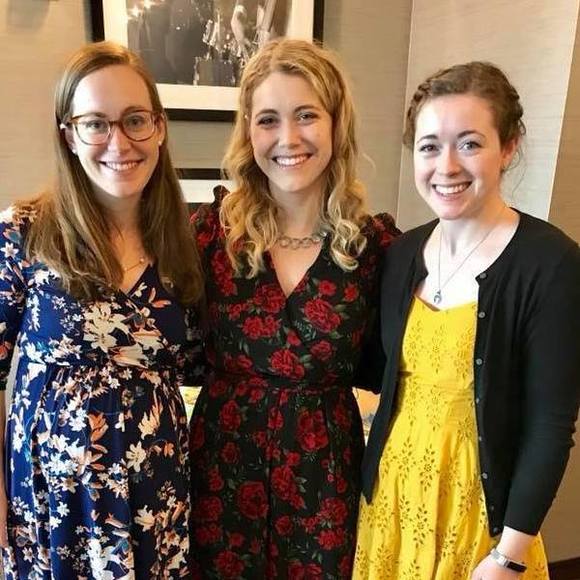 Meet your Posher, Caitlin - Picture 1 of 1